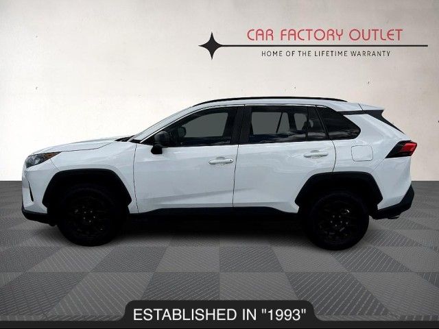 2020 Toyota RAV4 LE