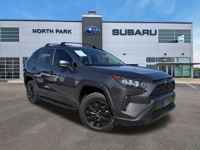 2020 Toyota RAV4 LE