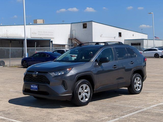 2020 Toyota RAV4 LE