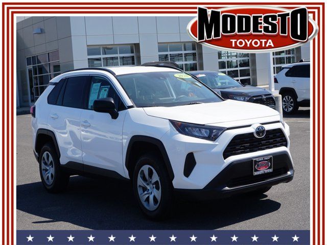 2020 Toyota RAV4 LE