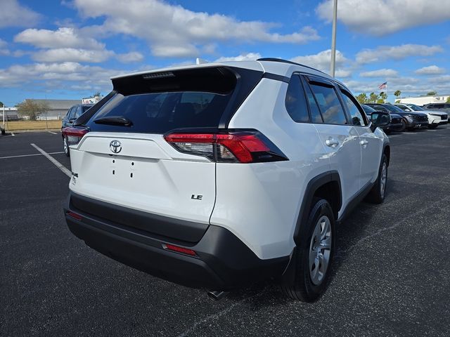 2020 Toyota RAV4 LE