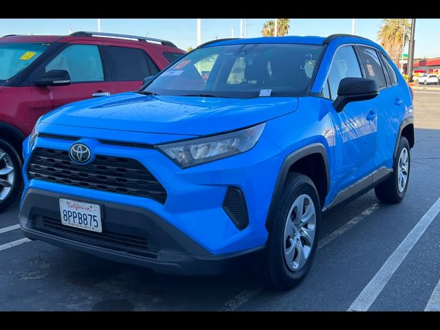 2020 Toyota RAV4 LE