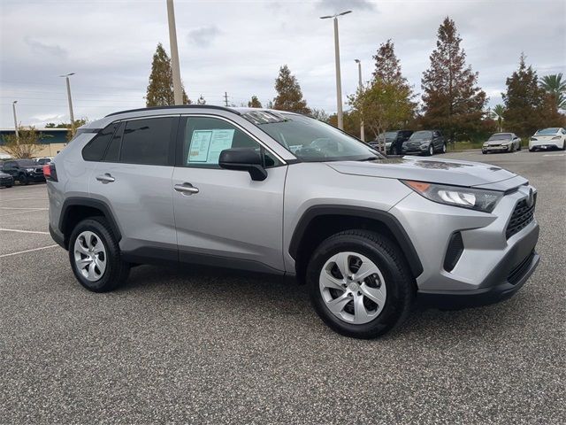 2020 Toyota RAV4 LE