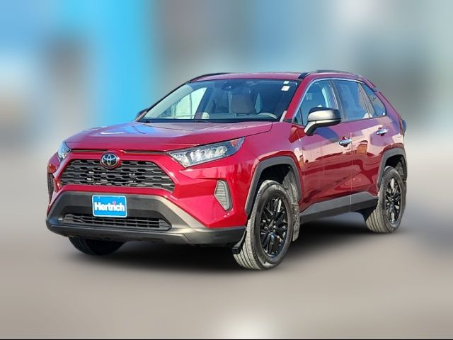 2020 Toyota RAV4 LE