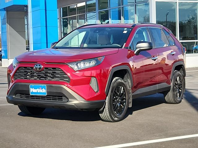 2020 Toyota RAV4 LE