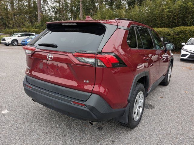 2020 Toyota RAV4 LE