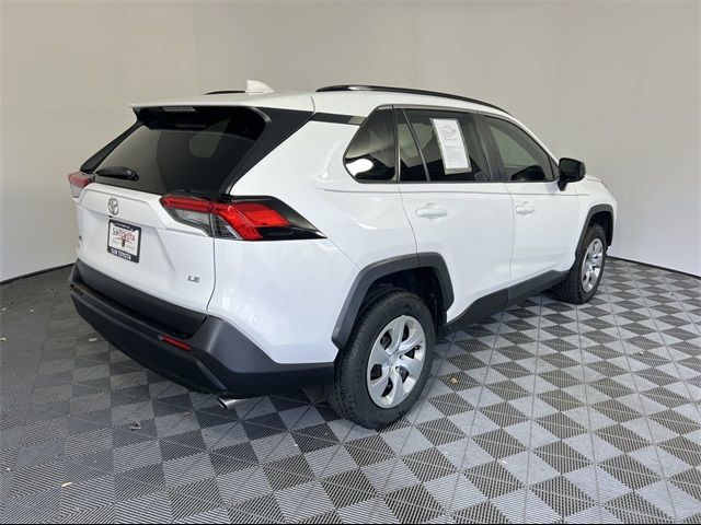 2020 Toyota RAV4 LE