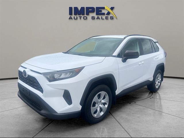 2020 Toyota RAV4 LE