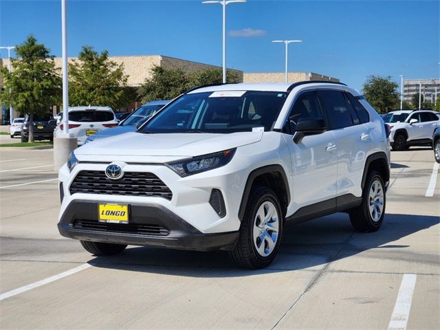 2020 Toyota RAV4 LE