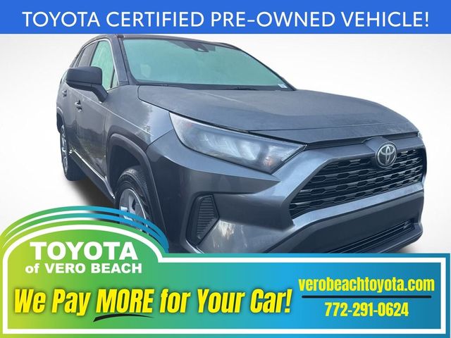 2020 Toyota RAV4 LE