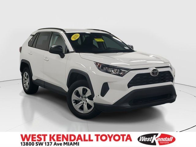 2020 Toyota RAV4 LE