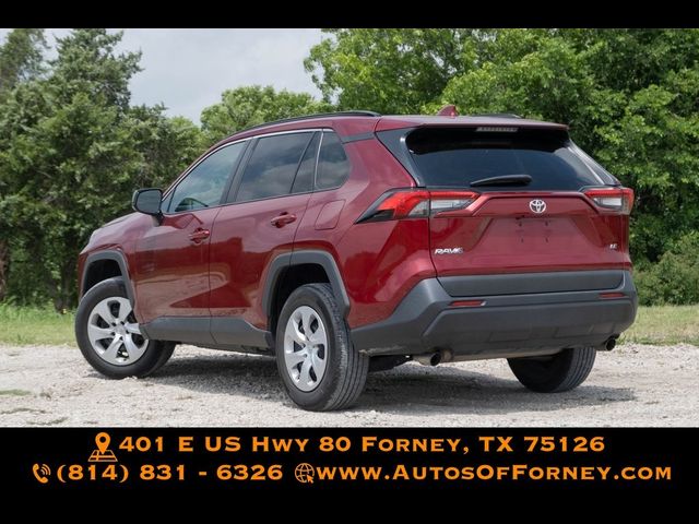 2020 Toyota RAV4 LE