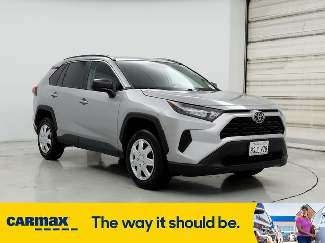 2020 Toyota RAV4 LE