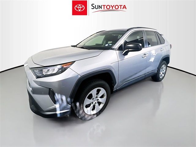 2020 Toyota RAV4 LE