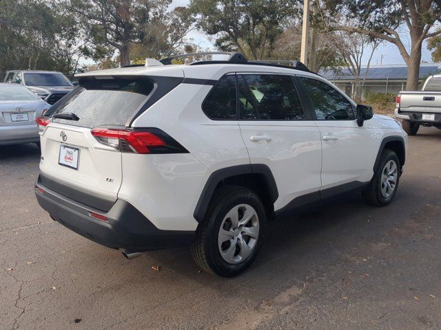 2020 Toyota RAV4 LE