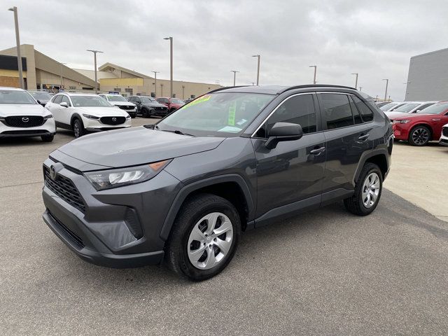 2020 Toyota RAV4 LE