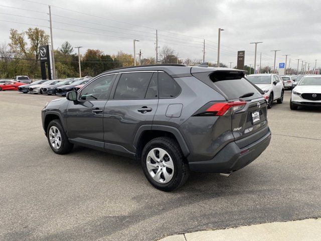 2020 Toyota RAV4 LE