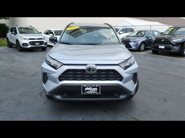 2020 Toyota RAV4 LE