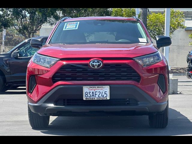 2020 Toyota RAV4 LE