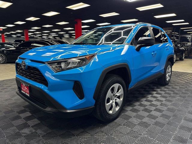 2020 Toyota RAV4 LE
