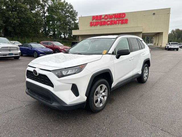 2020 Toyota RAV4 LE