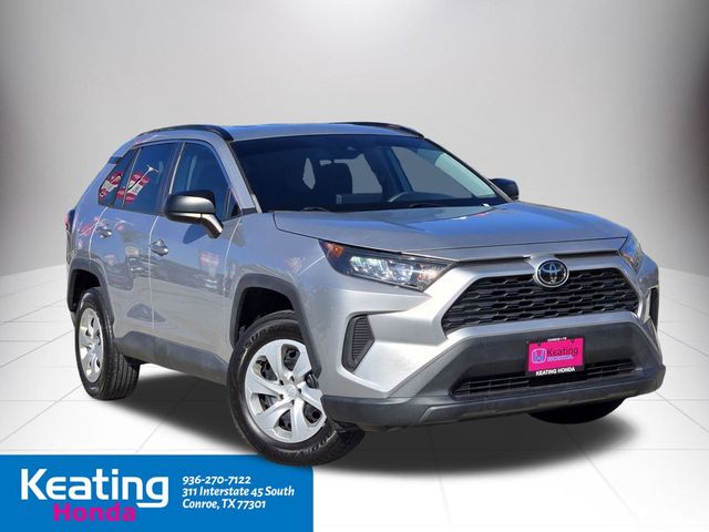 2020 Toyota RAV4 LE