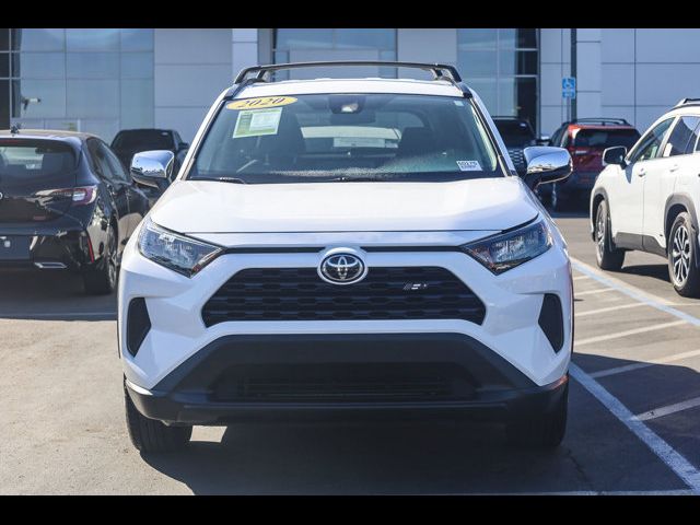 2020 Toyota RAV4 LE