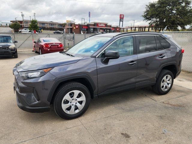 2020 Toyota RAV4 LE