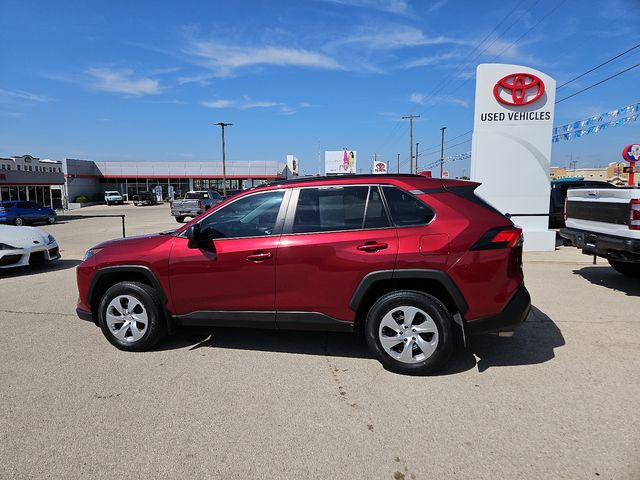 2020 Toyota RAV4 LE