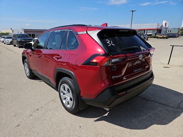 2020 Toyota RAV4 LE