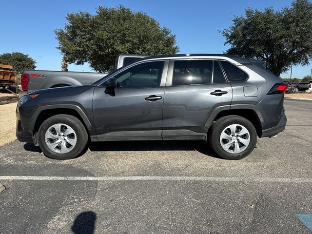 2020 Toyota RAV4 LE