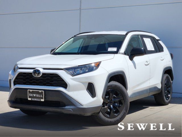 2020 Toyota RAV4 LE