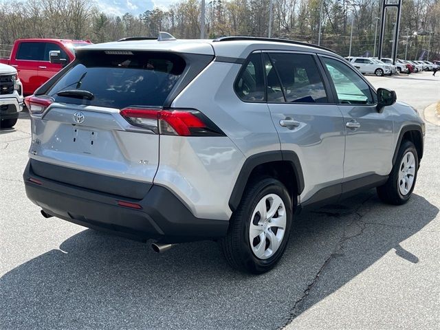 2020 Toyota RAV4 LE