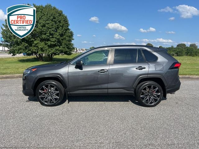 2020 Toyota RAV4 LE