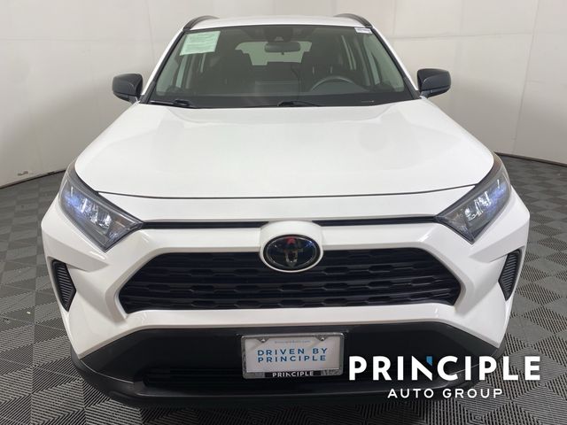 2020 Toyota RAV4 LE