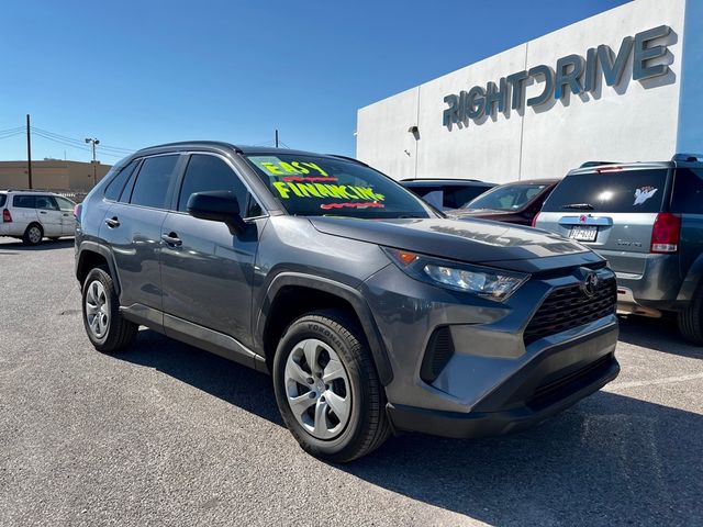 2020 Toyota RAV4 LE