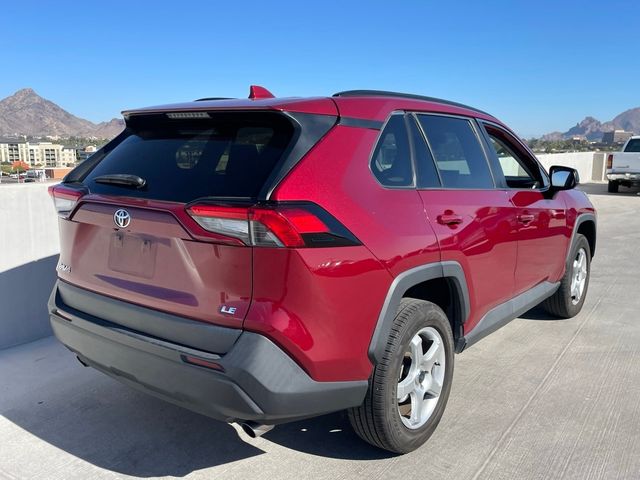 2020 Toyota RAV4 LE