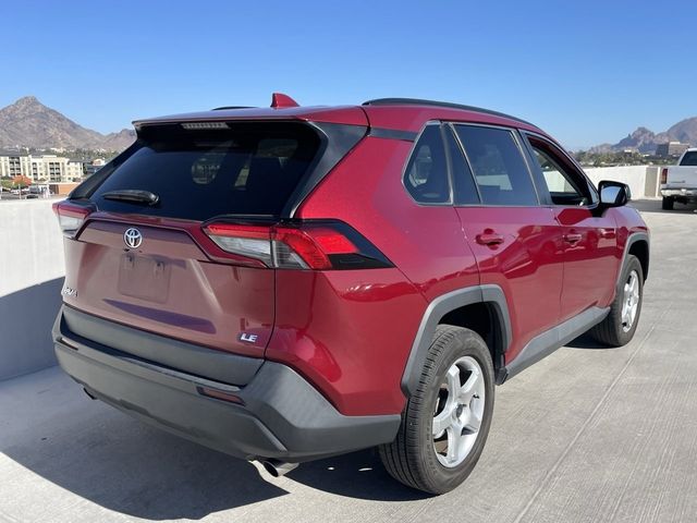 2020 Toyota RAV4 LE