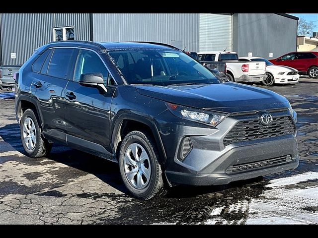 2020 Toyota RAV4 LE