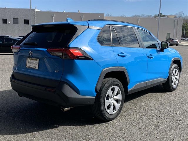 2020 Toyota RAV4 LE