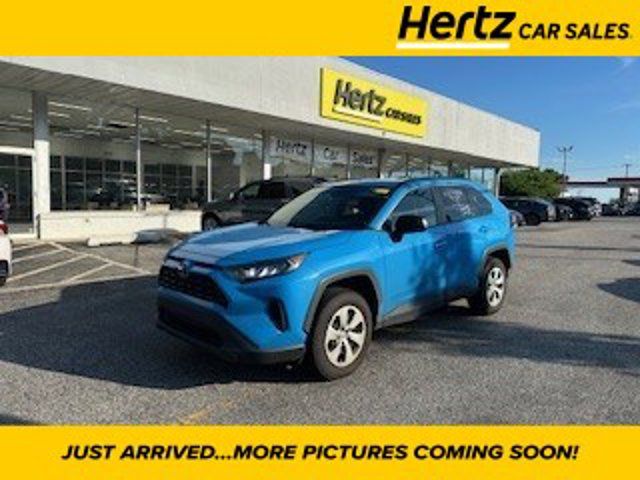 2020 Toyota RAV4 LE