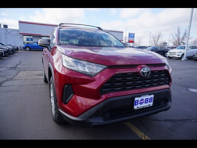 2020 Toyota RAV4 LE