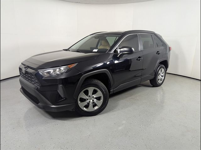 2020 Toyota RAV4 LE