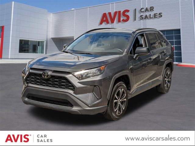 2020 Toyota RAV4 LE