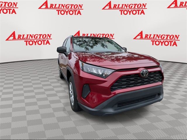 2020 Toyota RAV4 LE