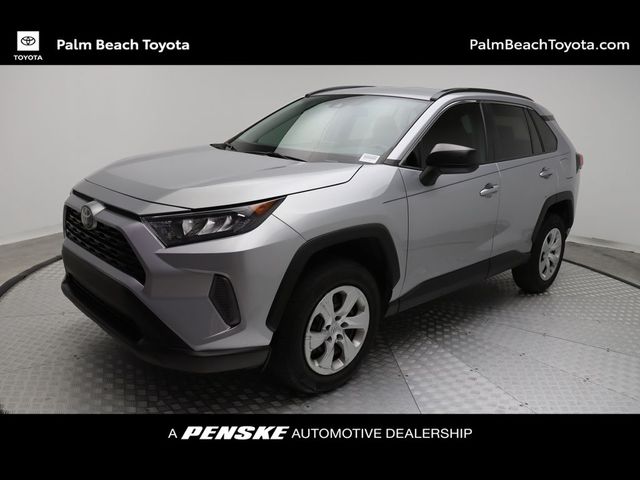 2020 Toyota RAV4 LE