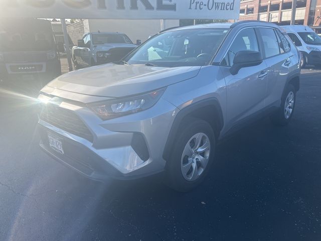 2020 Toyota RAV4 LE