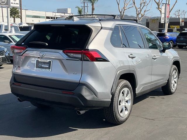 2020 Toyota RAV4 LE