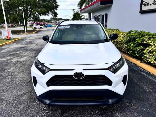 2020 Toyota RAV4 LE