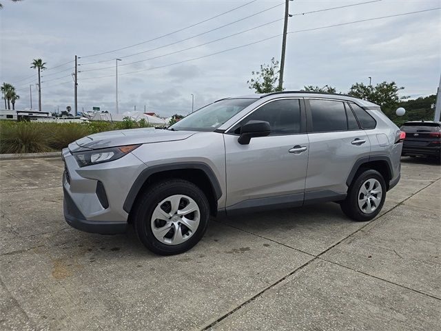 2020 Toyota RAV4 LE